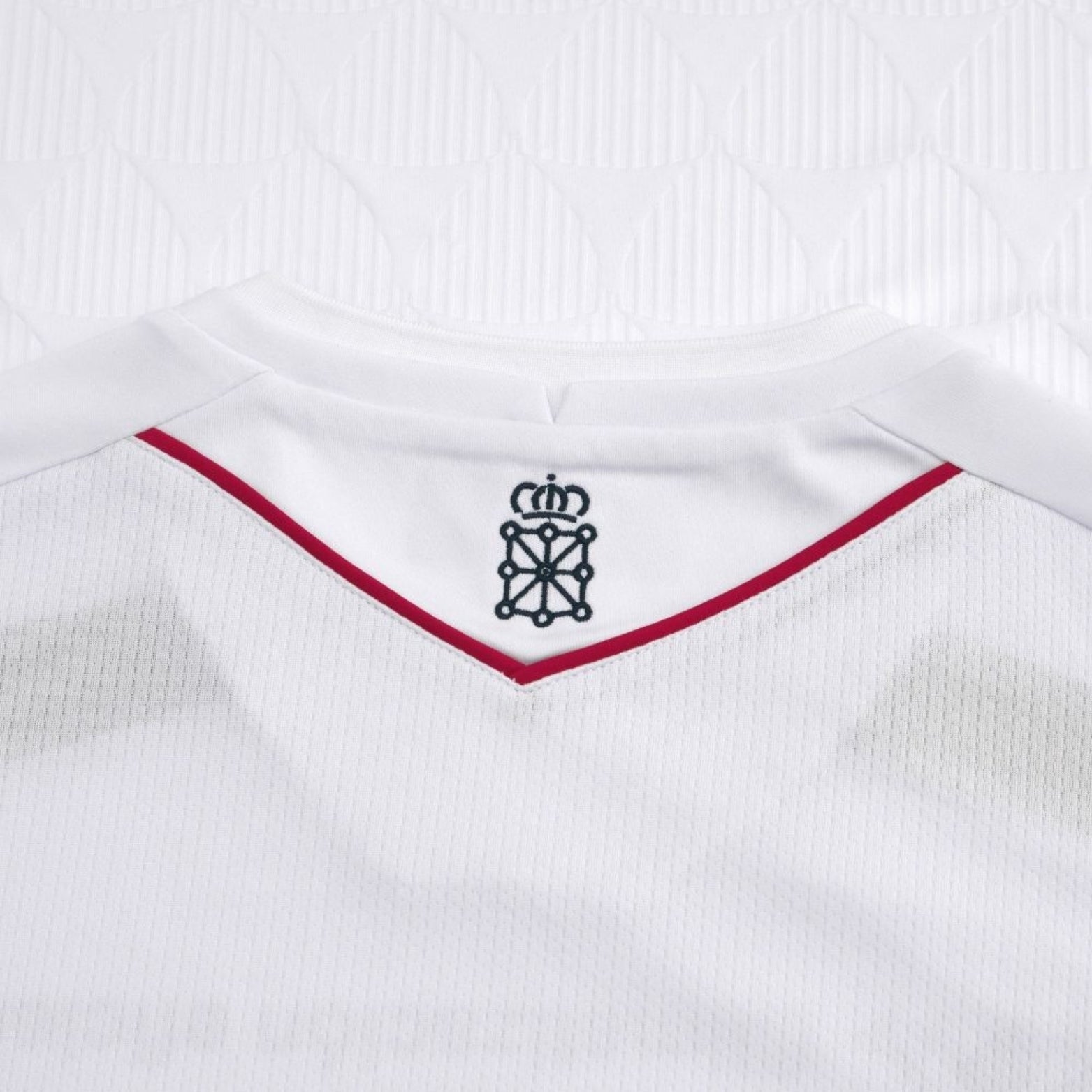 Osasuna Terceiro 25/26