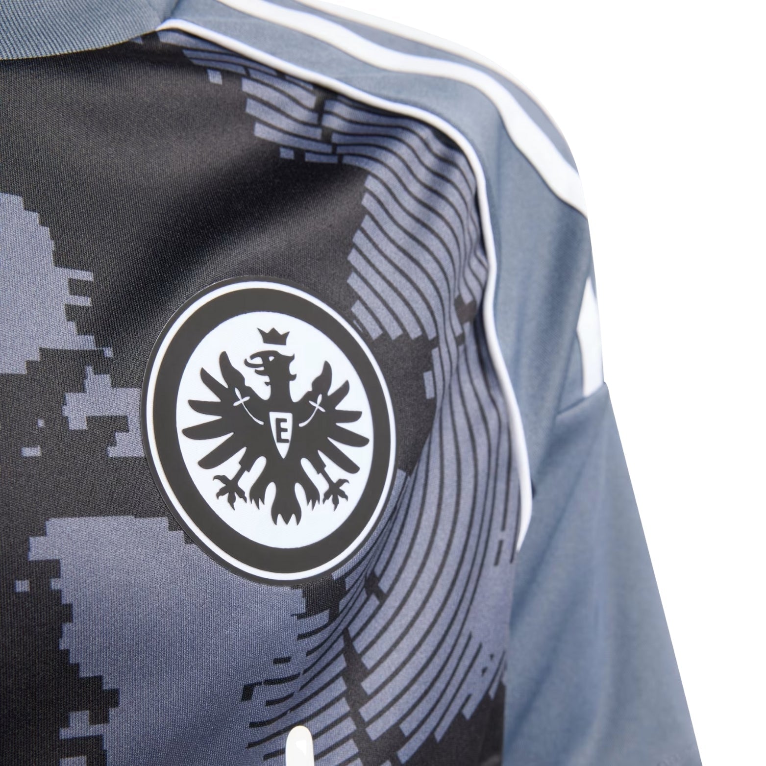 Eintracht Frankfurt Terceiro 25/26