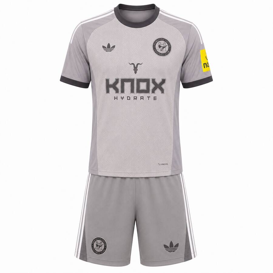 Newcastle Goalkeeper Kids Football Kit 26 27 Grey
